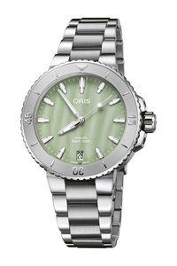 Picture: ORIS 01 733 7770 4157-07 8 18 05P