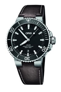 Picture: ORIS 01 733 7730 4124-07 5 24 10EB